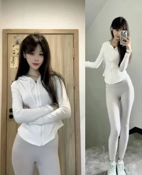 性感蜜桃臀小妹很销魂