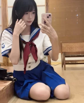 城西制服嫩妹下午也可以出来陪玩陪睡