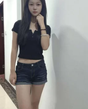 丰泽韵味黑丝小湿妹