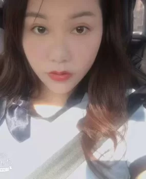 汕头市金平区的一个妹子，