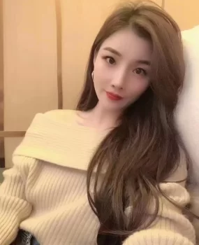 古镇带科室的美女