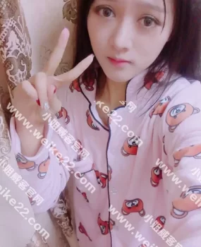 一个很嫩的00后福州小妹很爽