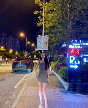 丰台刚大学毕业的杭州美女兼职