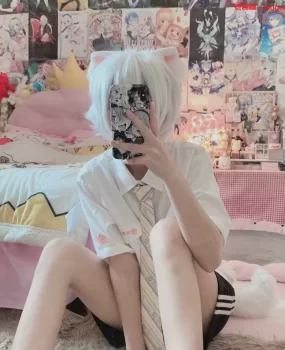 上海顶呱呱的模特被我玩弄在胯下