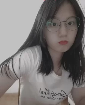 疯狂骑驾输出清纯羞涩小妹 娇喘声淫荡 嫩穴淫水泛滥