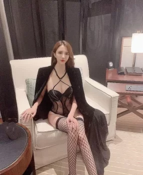 湛江刚入海小白兔在线喷水