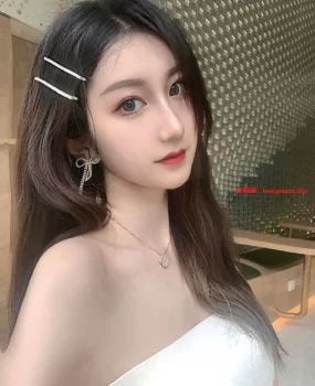 重庆兼职性感学生妹，水多活好，性感闷骚