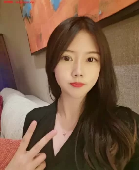 湛江学生妹，刚下水的嫩逼